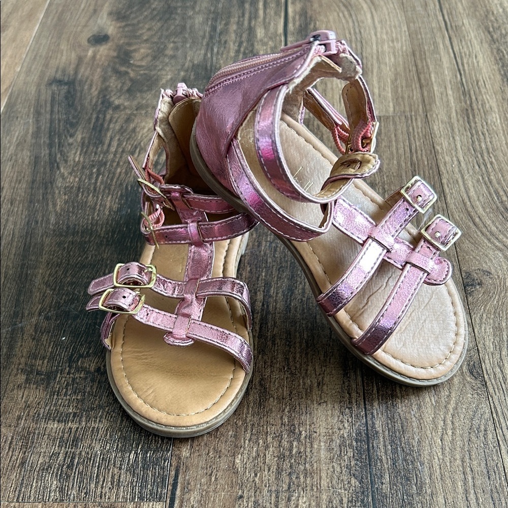 Shiny Pink gladiator Kids Sandals with Buckle Straps